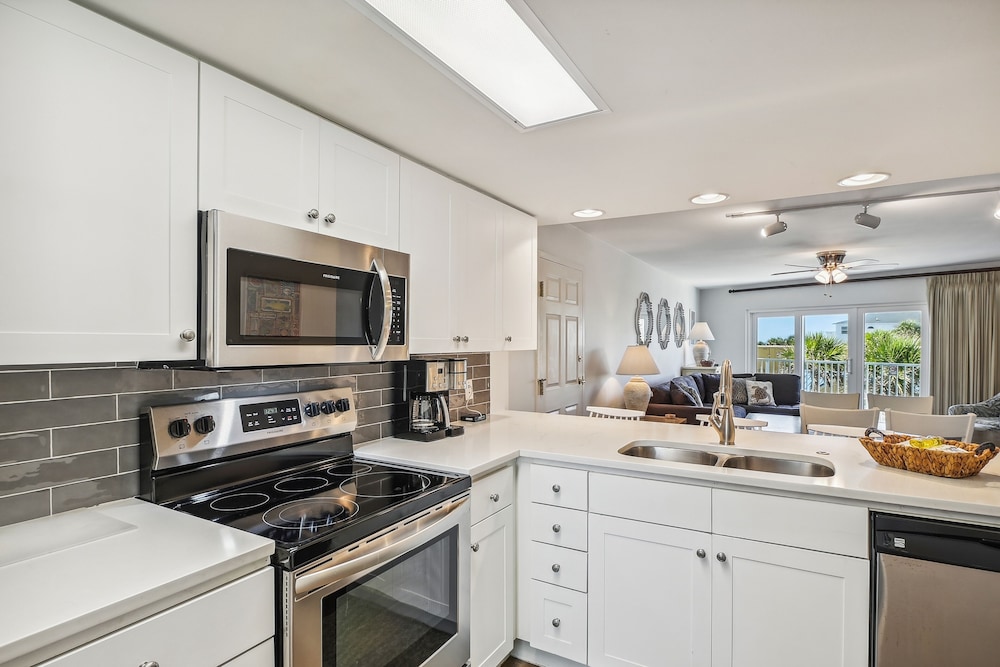 seacrest 301b 2 bedroom condo by redawning