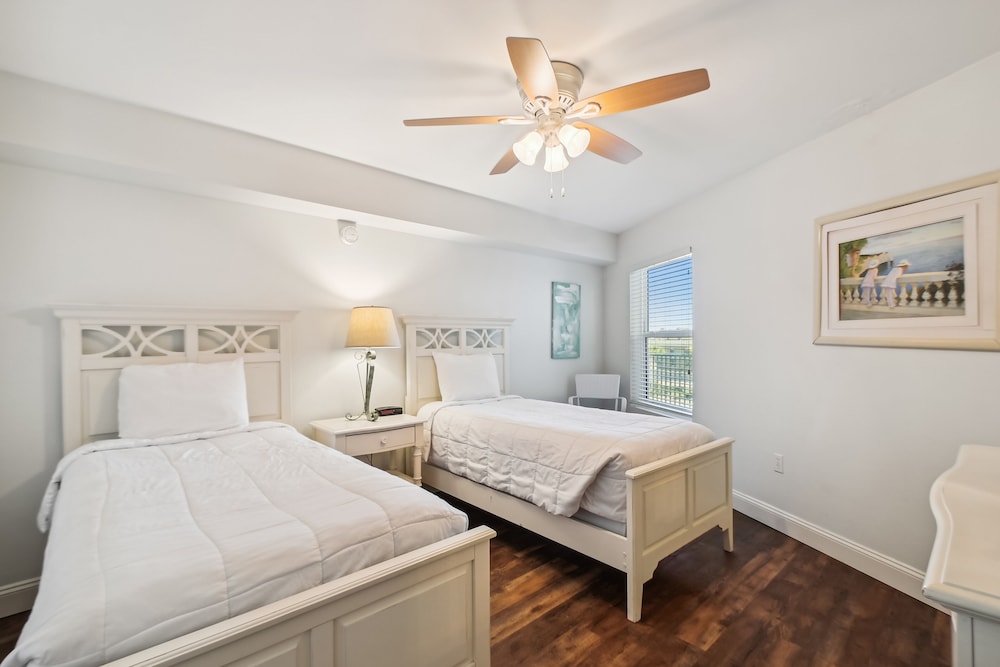 seacrest 301b 2 bedroom condo by redawning