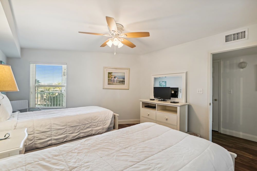 seacrest 301b 2 bedroom condo by redawning