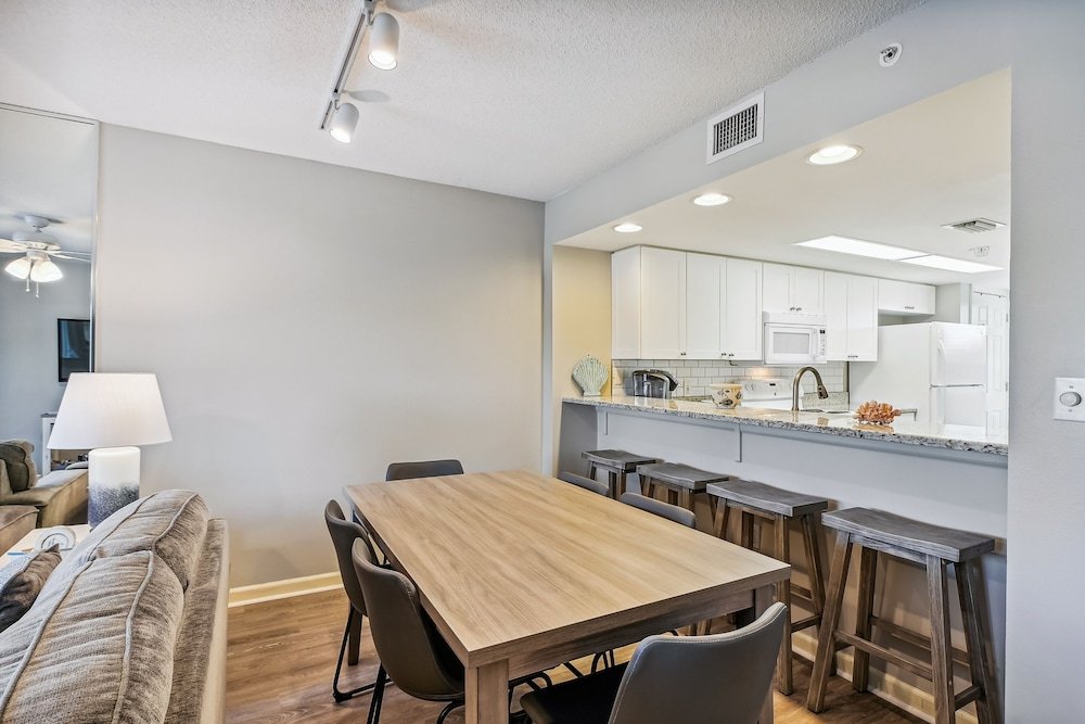 seacrest 211 2 bedroom condo by redawning