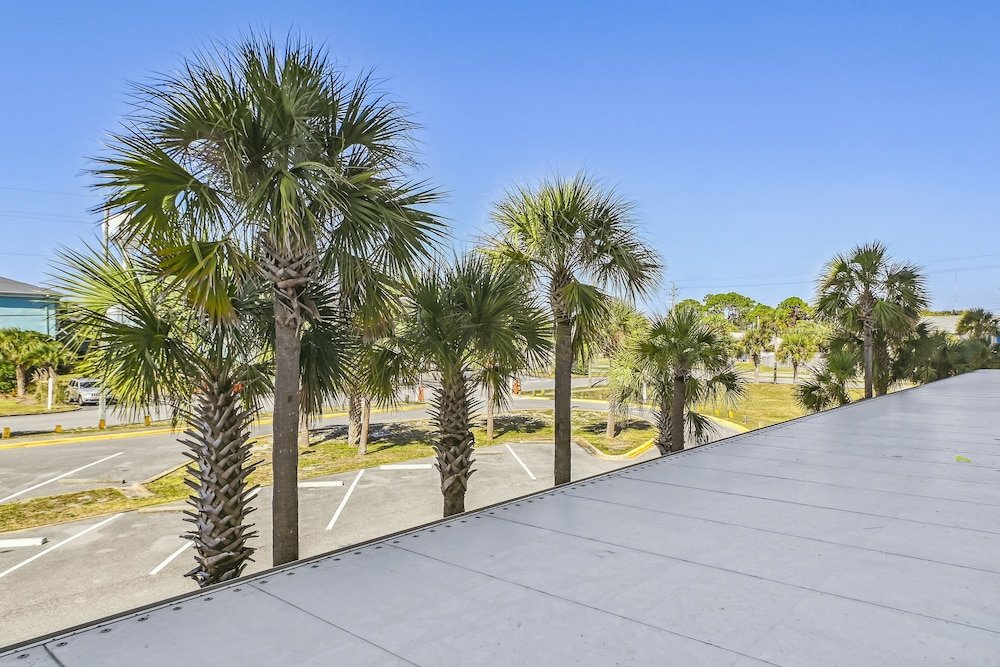 seacrest 211 2 bedroom condo by redawning