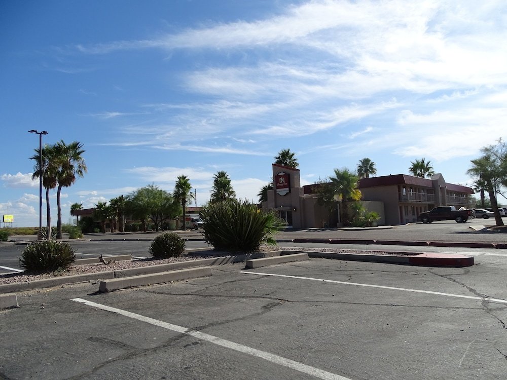 happy inn i 10 eloy and casa grande