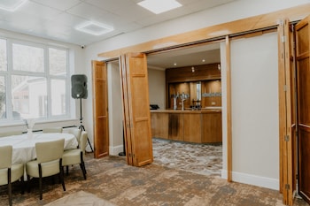 the prince of wales hotel