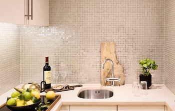 No.5 Maddox Street,Greater London>>Bexley,5 star