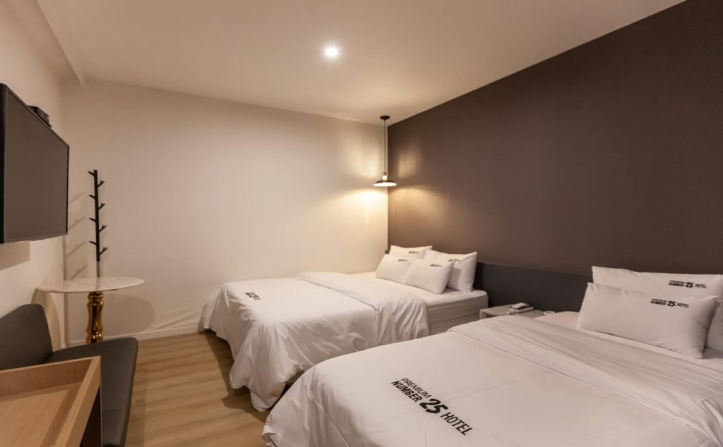 no 25 hotel seomyeon station