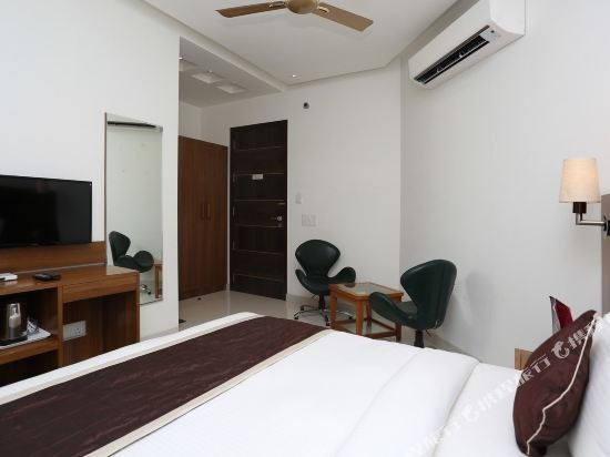 Garden Resorts And Hotel By Oyo Rooms,India>>Meerut,3 star