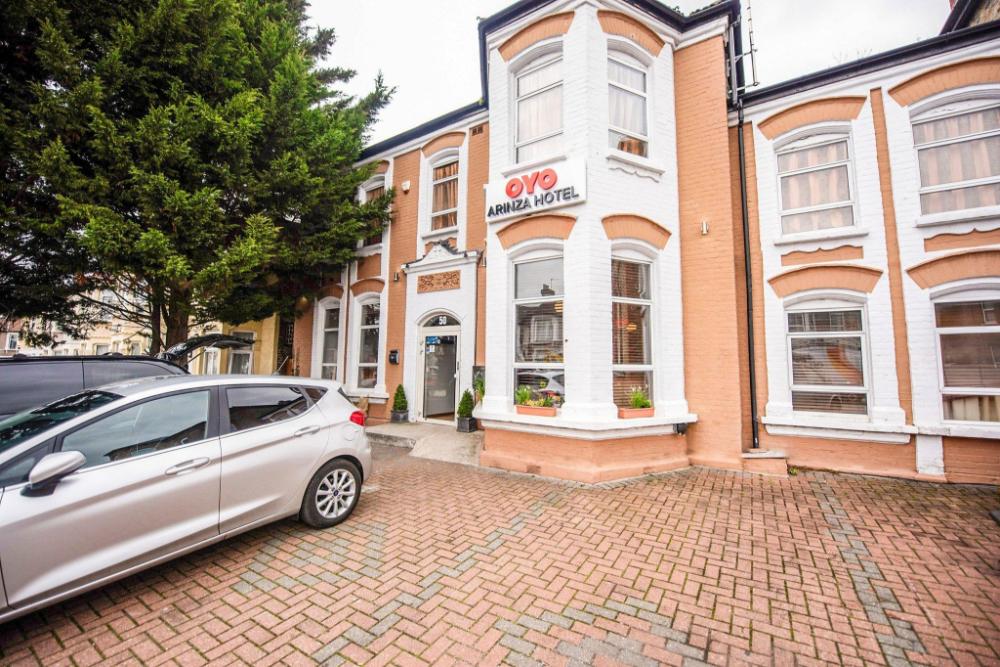 oyo arinza hotel london ilford