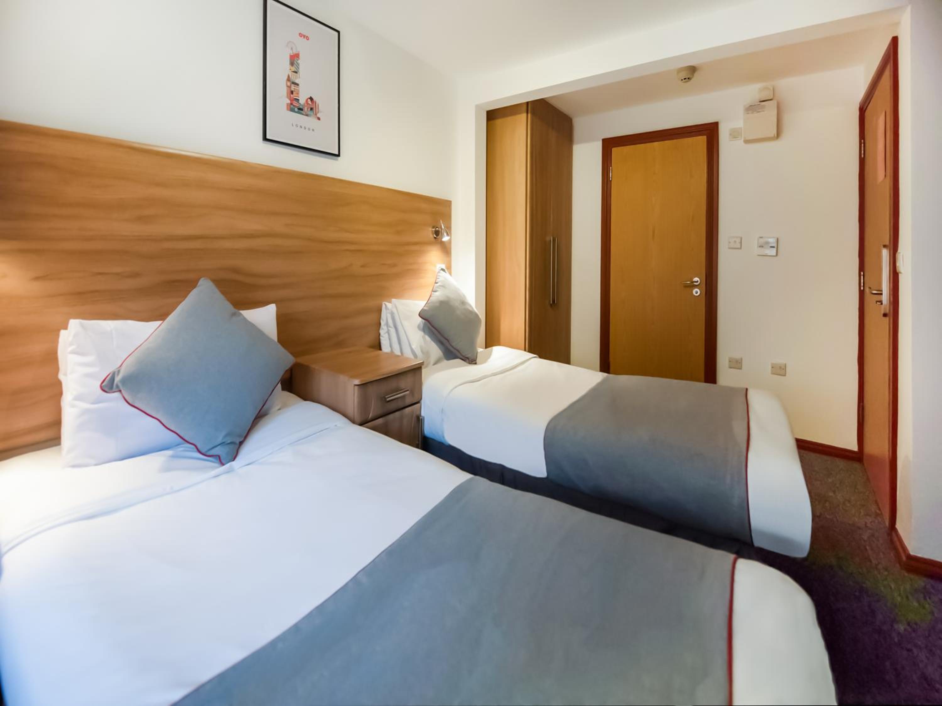 oyo arinza hotel london ilford