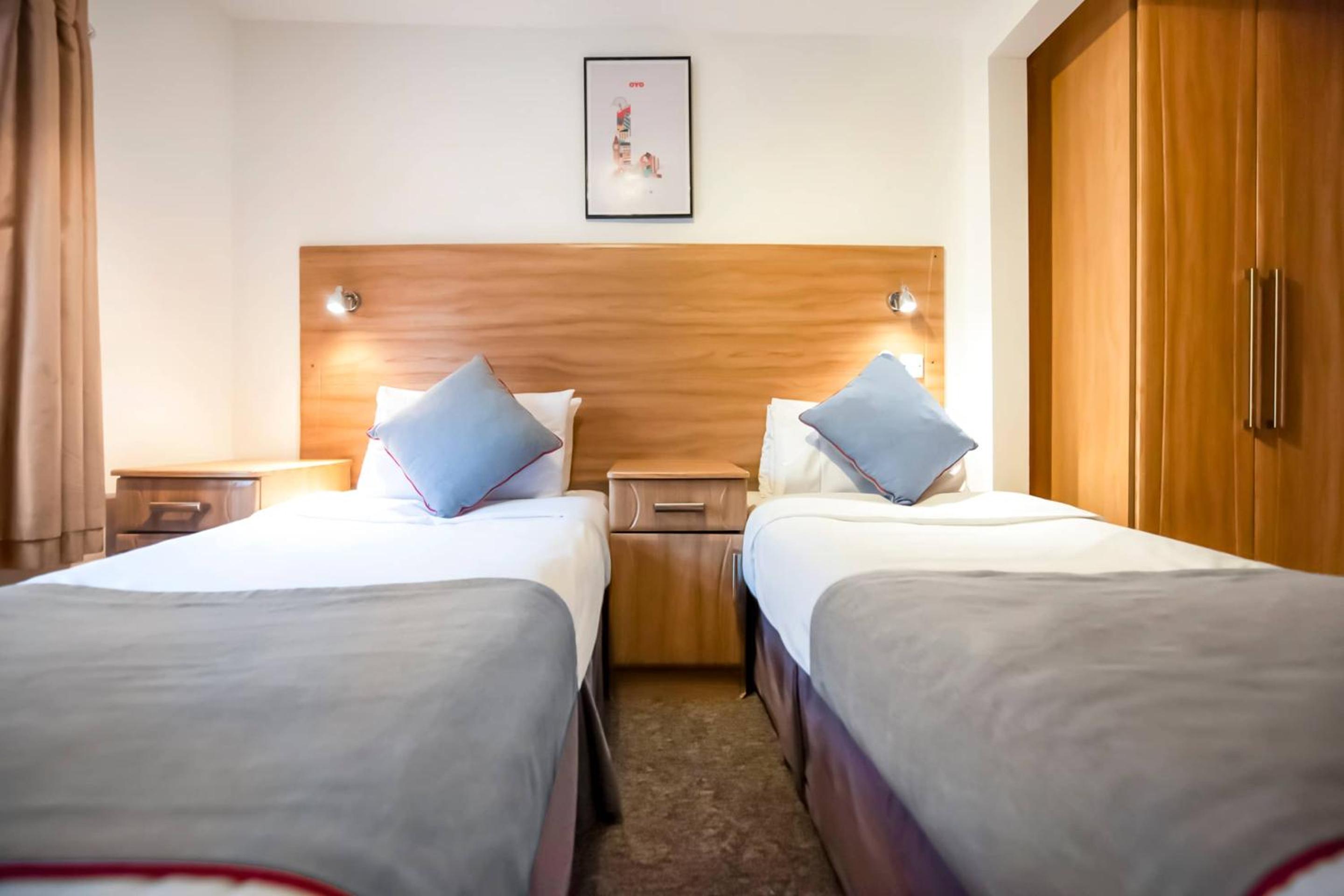 oyo arinza hotel london ilford