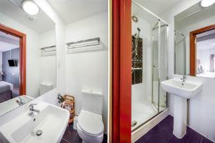 oyo arinza hotel london ilford