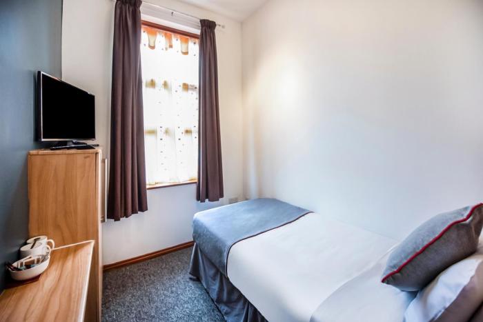 oyo arinza hotel london ilford