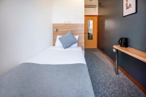 oyo arinza hotel london ilford