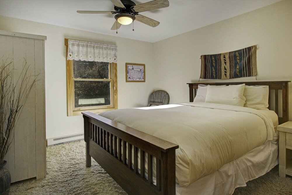 snowdrift peak 203 2 bedroom condo by redawning