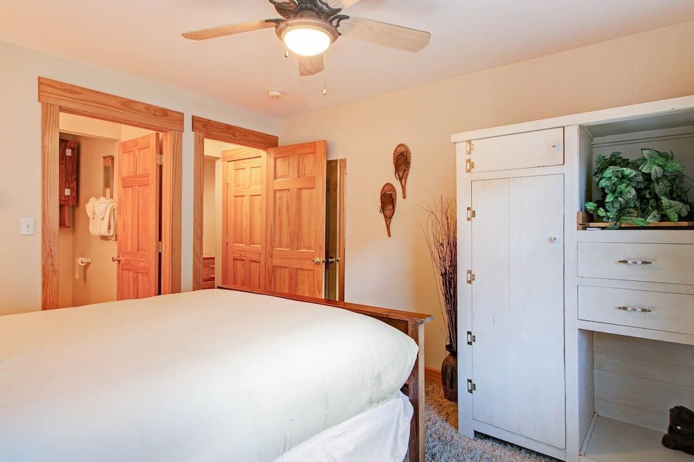 snowdrift peak 203 2 bedroom condo by redawning