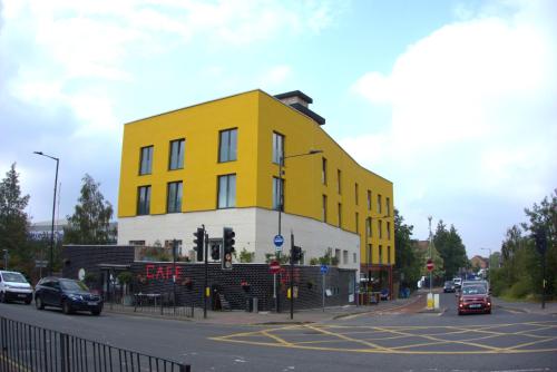 abbey point hotel