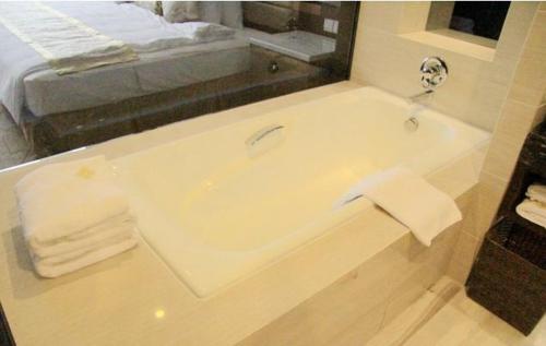 hanting youjia hotel huaian zhou enlai memorial hall