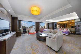 Hanting Youjia Hotel (Huai'an Zhou Enlai Memorial Hall),,3 star