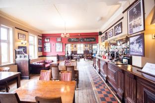 oyo the green man pub and hotel