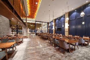 rezen heyi hotel yizhang
