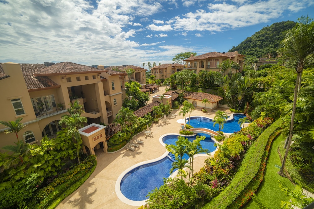 los suenos bella vista 2b pool view