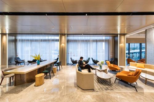 atour hotel wuhan jinyin lake