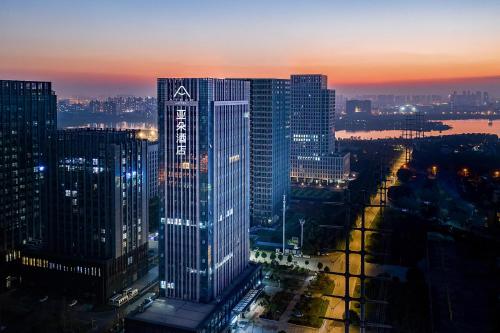 atour hotel wuhan jinyin lake