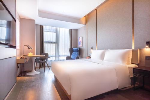 atour hotel wuhan jinyin lake