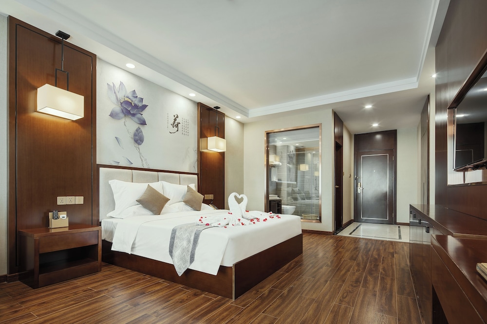 rose garden international hotel