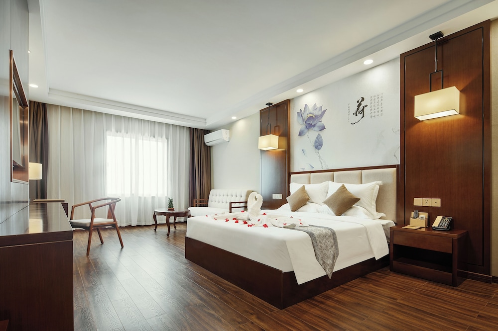 rose garden international hotel