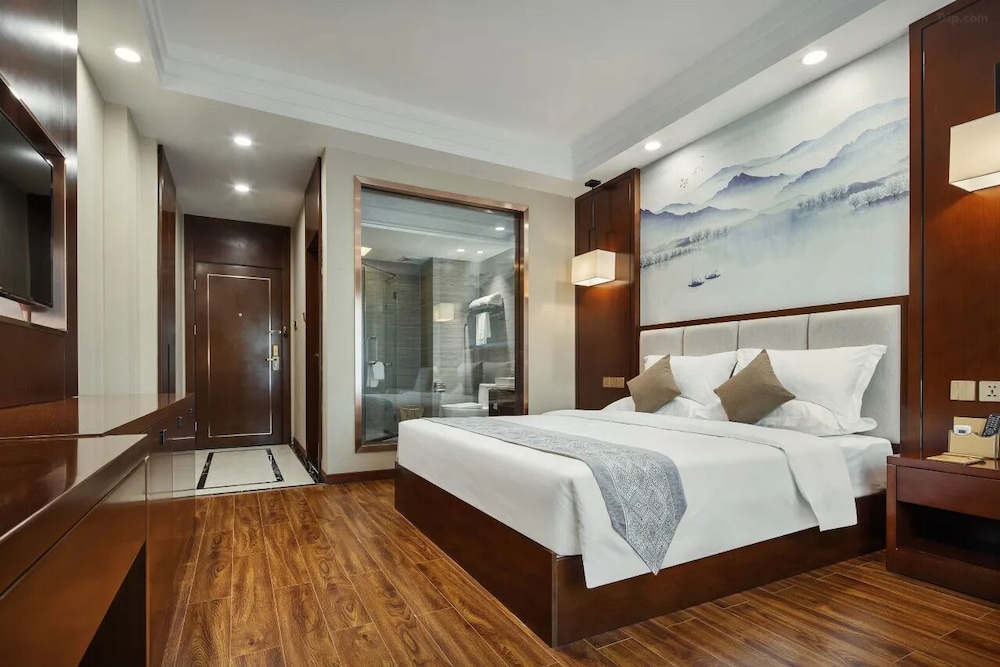 rose garden international hotel