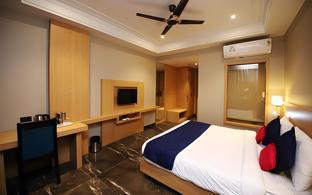 Lemonade Hotel,Bakhtpura,3 star