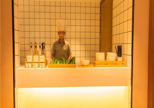 borrman hotel zhanjiang wuchuan