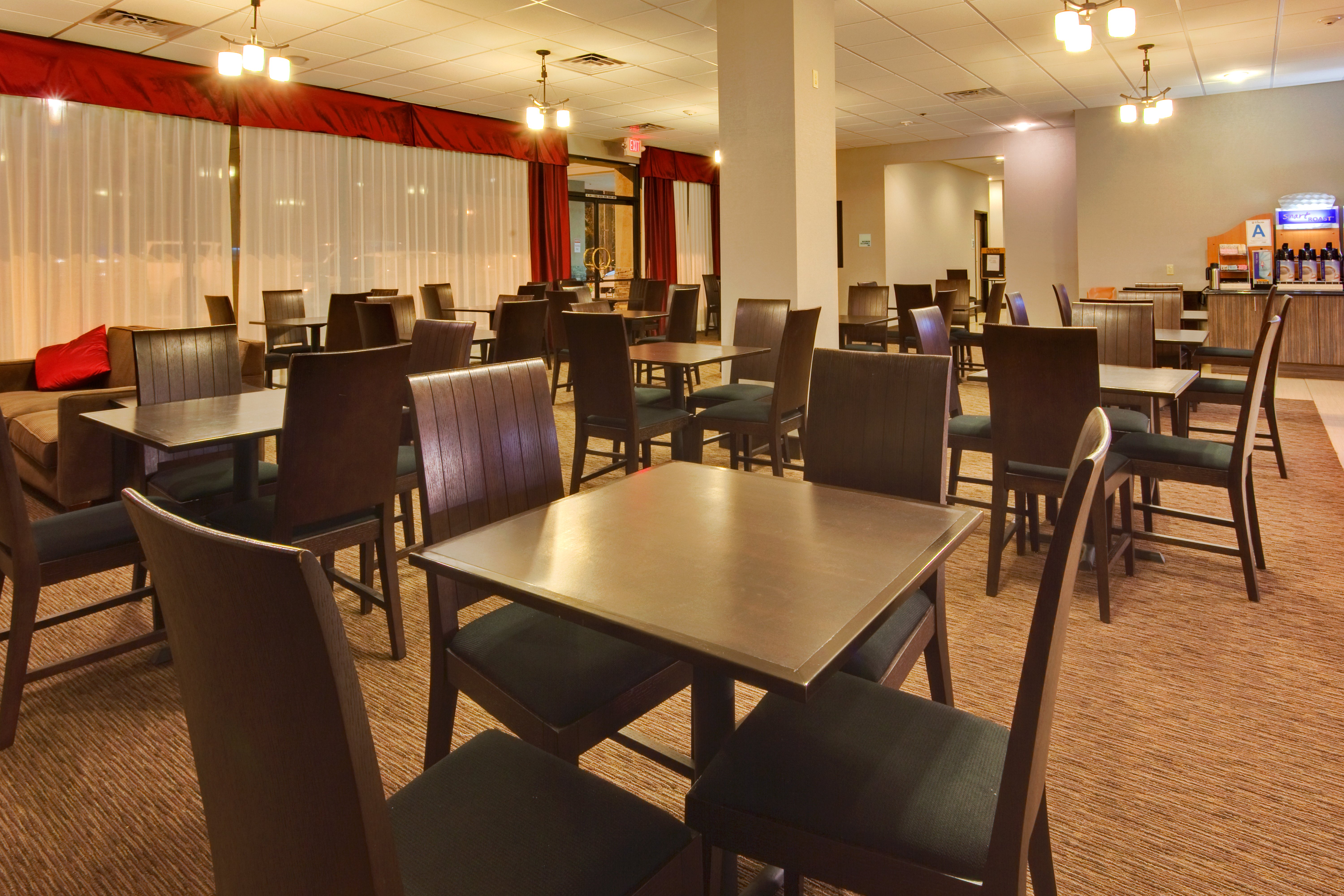 holiday inn express los angeles airport by ihg
