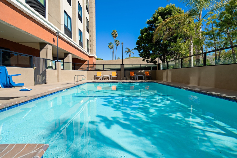 holiday inn express los angeles airport by ihg
