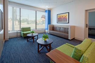 holiday inn express los angeles airport by ihg