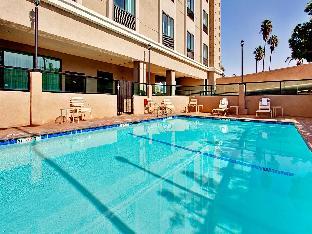 holiday inn express los angeles airport by ihg