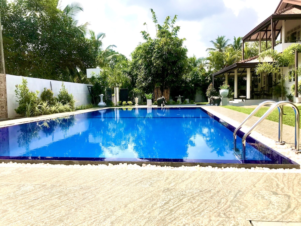 villa shanthi