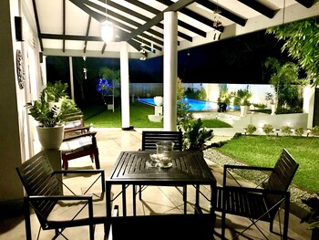 villa shanthi