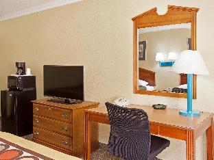 super 8 by wyndham los angeles downtown