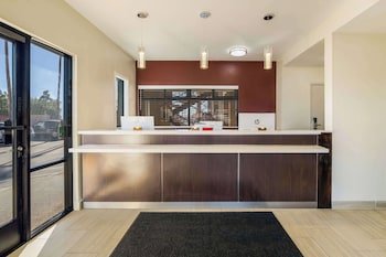 days inn by wyndham chula vista san diego