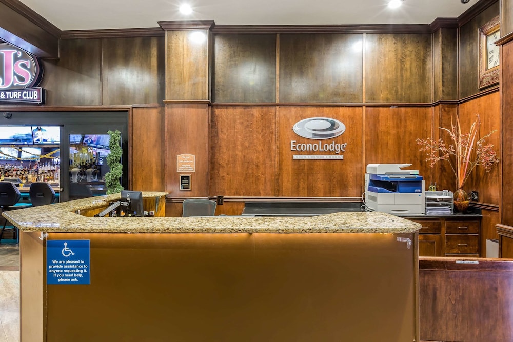econo lodge lake elsinore casino