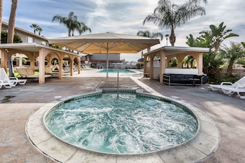 Econo Lodge Lake Elsinore Casino,Hemet>>Canyon Lake,2 star