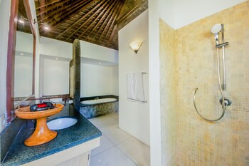 nomad hub canggu bali