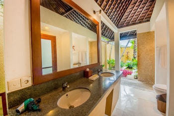 nomad hub canggu bali