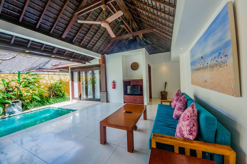 nomad hub canggu bali