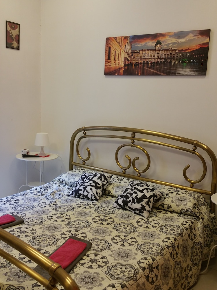 guerrero rooms