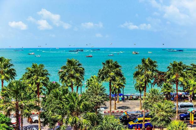 cosi pattaya naklua beach