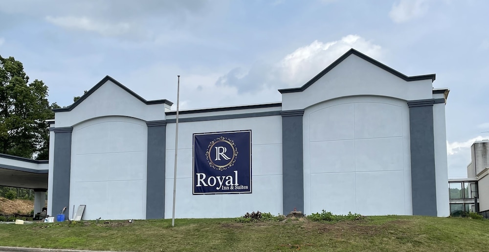 The Royal Inn & Suites