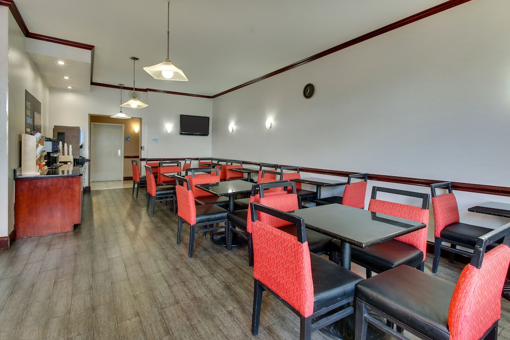 holiday inn express and suites allentown west by ihg