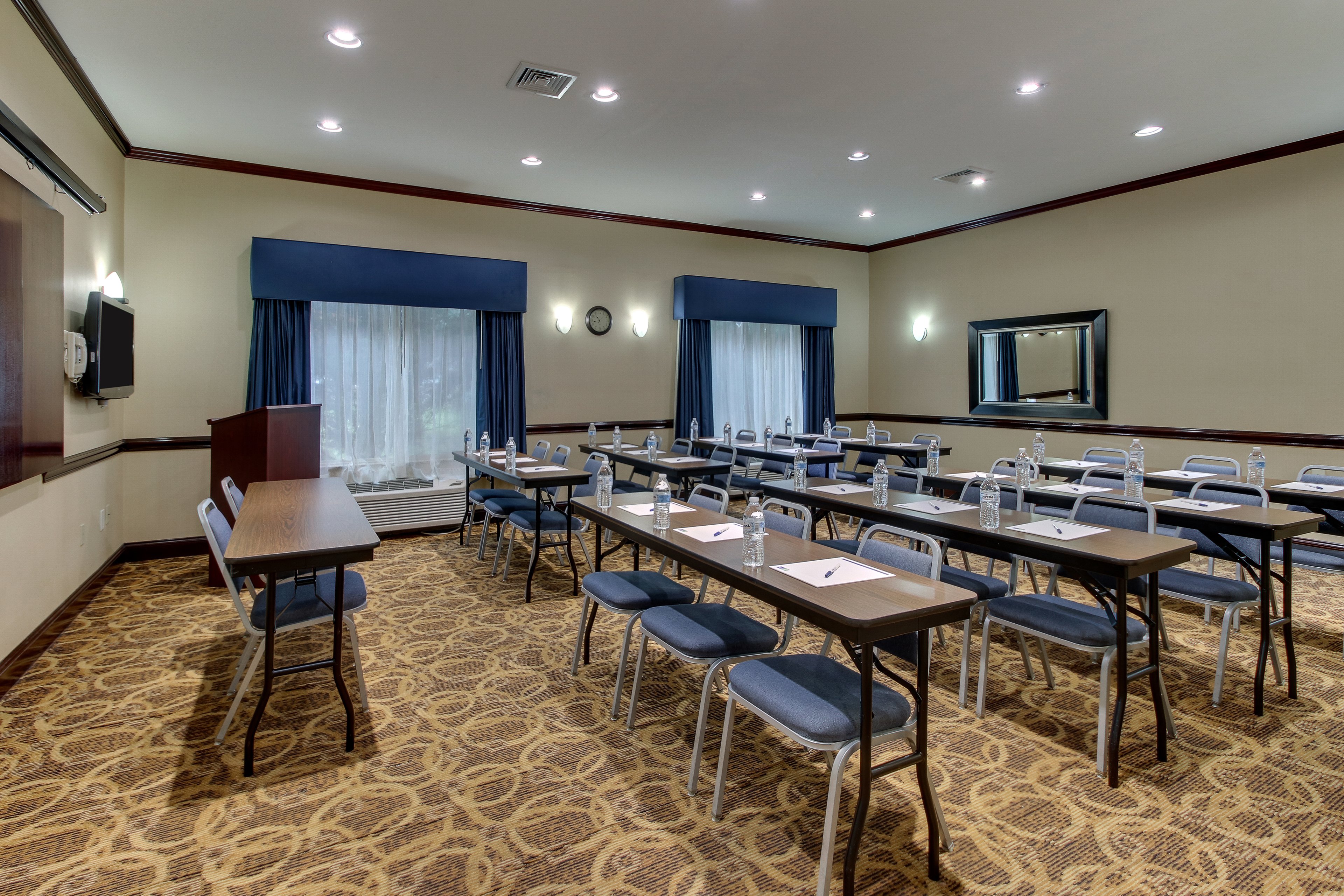 holiday inn express and suites allentown west by ihg